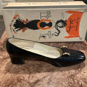 Edith Henry Vintage heels